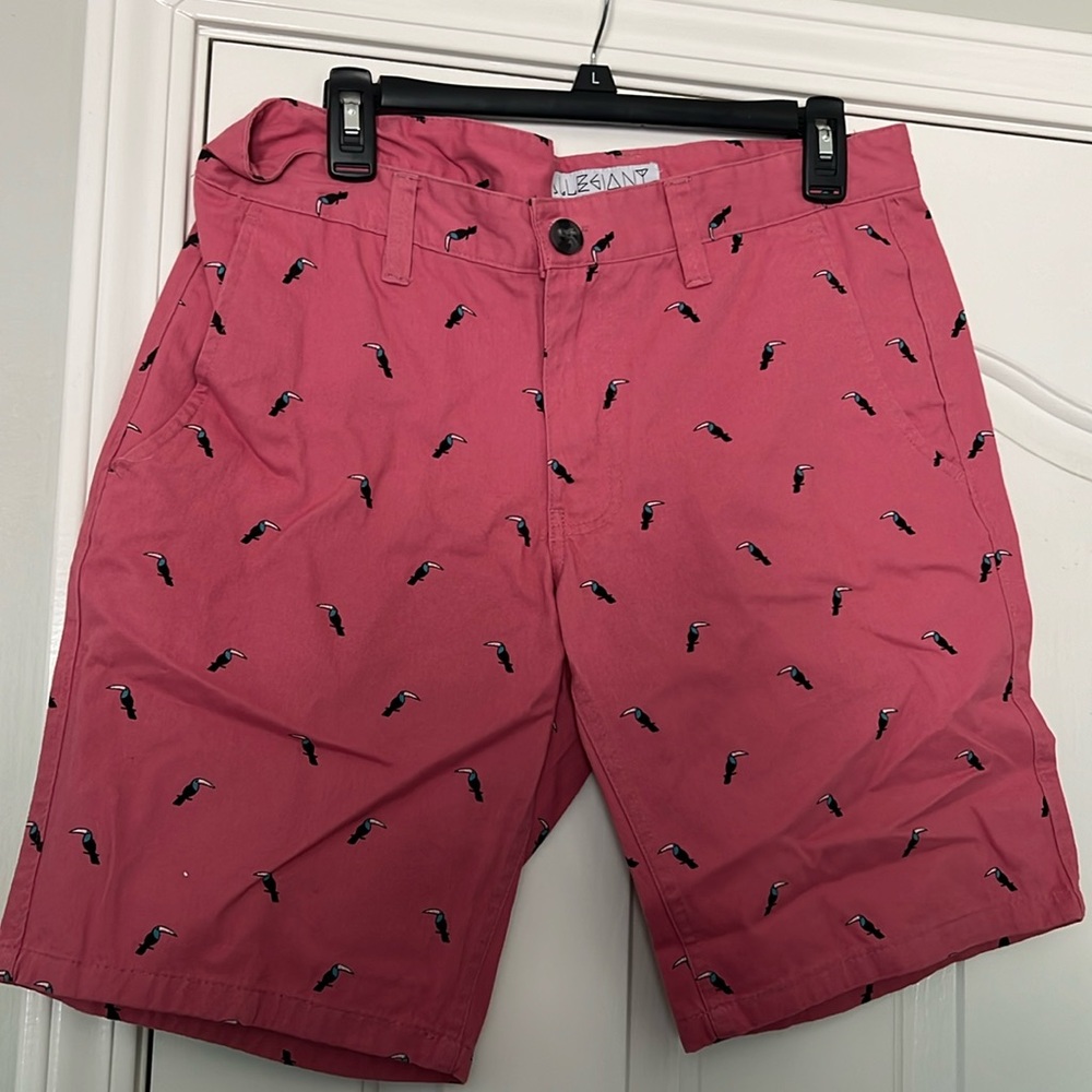 Alligent Shorts